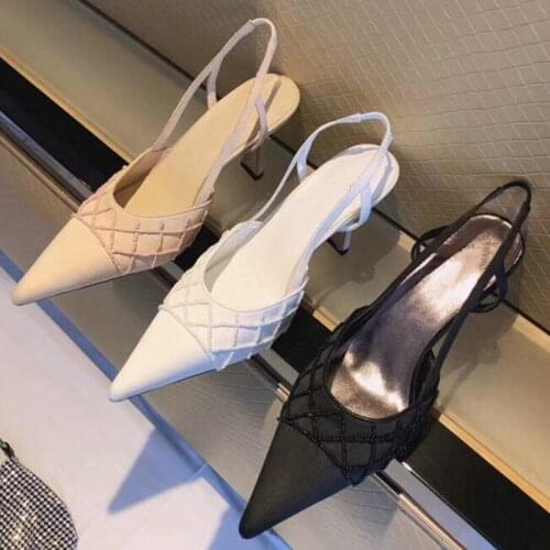 2021 Pearls Woman Sandals Buckle Strap Shoes Women Summer Pointed Toe Sliders Solid Ladies Shoes Fashion Casual Sandals Hot Sale