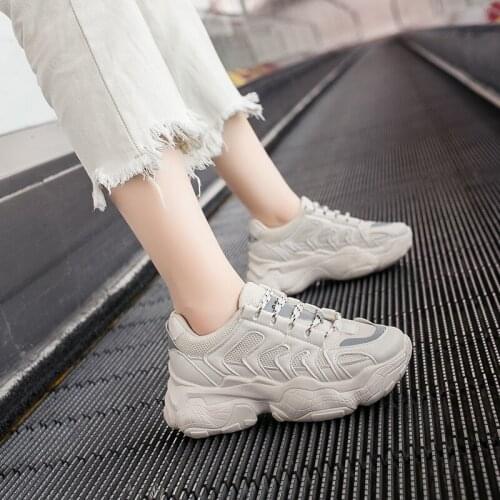 2020 spring new womens sneakers Solid color low lacing Mesh breathable lightweight comfortable casual wild walking shoes U21-8