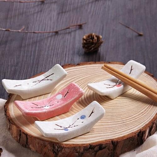 1PC Ceramic Chopsticks Holder Stand Kitchen Tableware Chopstick Rest Spoon Holder Chopsticks Pillow Chopstick Rest