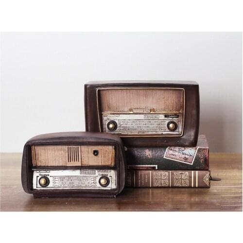 LOFT Style Resin Radio Model Antique Imitation Nostalgia Wireless Ornaments Craft Bar Home Decor