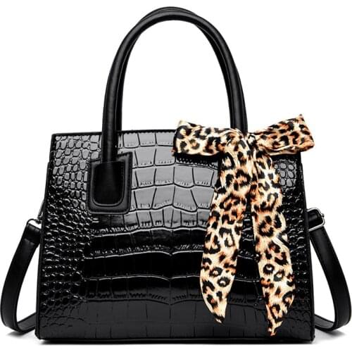 One-shoulder bag womens 2021 new pu fashion lacquered alligator patterned lady stiletto classic silk scarf bag handbag