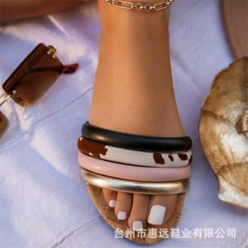 Large size womens slippers 21 New Year flat bottom color hollow slippers for womens outer wear