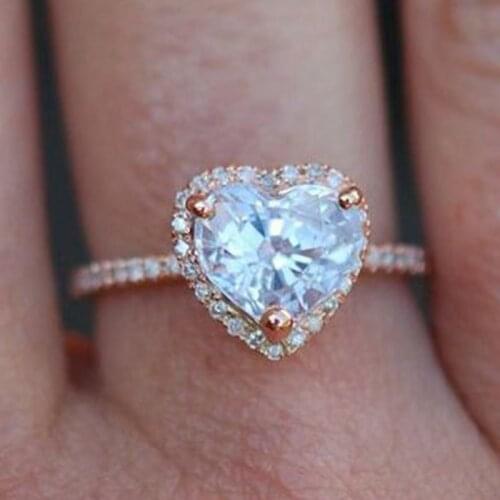 Romantic Women Heart Cut Crystal Zircon Ring Classic Three Prong Setting Zircon Engagement Ring For Women Party Wedding Jewelry