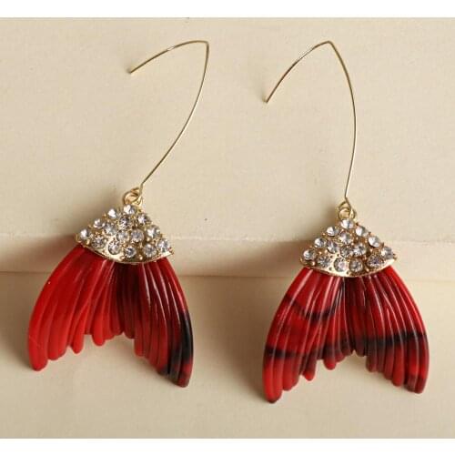 Korea Mermaid Earrings Fashion Fish Tail Earrings Delicate Ear Drop Creative Ear Jewelry Simple Ear Dangler for Woman 2020