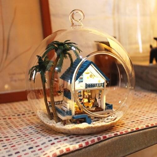 Wisdom interest house DIY hut Aegean sea glass ball hand-assembled house model