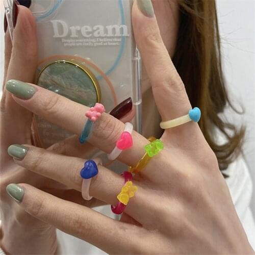AOMU 2PCS/SET Cute Funny Colorful Transparent Acrylic Bear Love Rings Irregular Geometric Round Finger Ring for Women Party Gif