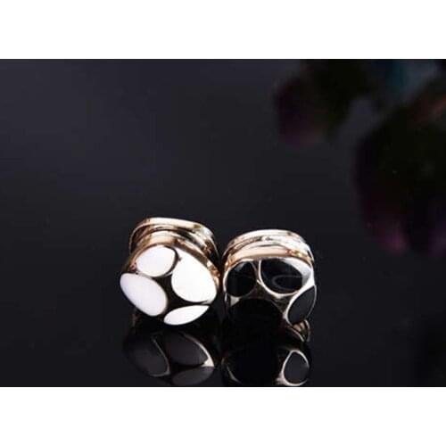 Hijab Brooch Magnet Clips No Hole Pins for Muslim Scarf Shawls Head Wraps Headscarf Luxury Accessory for Women Ladies