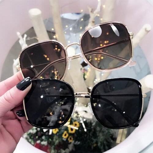 High quality Polarized Women Square Sunglasses fashion Brand designer Metal Frame shades for women Oversized Luxury sun lenses