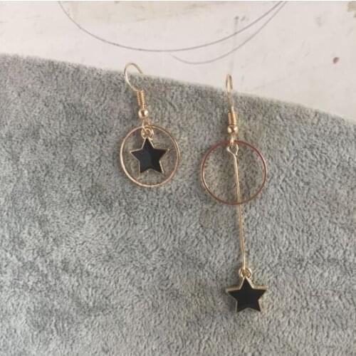 Ea879 2018 hot sale New punk simple geometric round black Five-pointed star pendant earrings Female charm jewelry