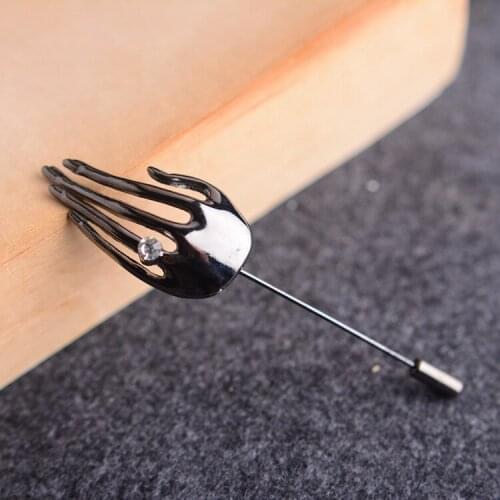 1pc fashion alloy hand Lapel pin broche Rhinestone Brooches korea Mens suits Shirt suit collar buckle needle button Collar clip