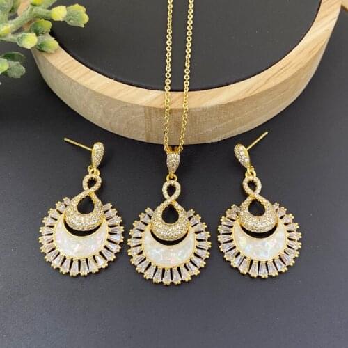 Lanyika Fashion Jewelry Set Graceful Shell Zircon Micro inlay Necklace with Earrings for Women Wedding Anniversary Best Gifs