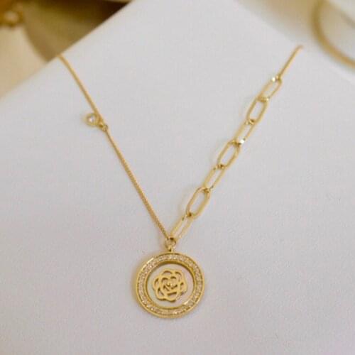 MADALENA SARARA 18K Rose Shell Pendant Women Necklace Ins Trendy Diamond Pave Setting Au750 Made Chain Necklace