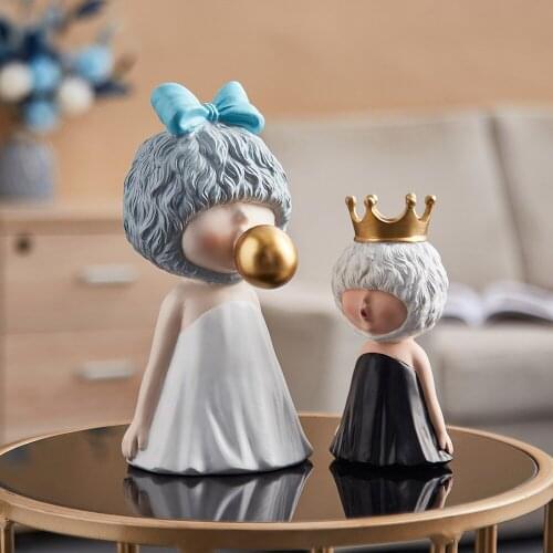 Resin Girl Sculpture Ornaments Short Hair Curly Hair Bubble Girl Statue Nordic Living Room Home Decor Birthday Gifts Figurine