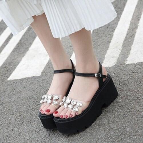 2021 Summer New Transparent Crystal Sexy Buckle Open Toe 8CM High Heel Temperament Roman Ladies Sandals