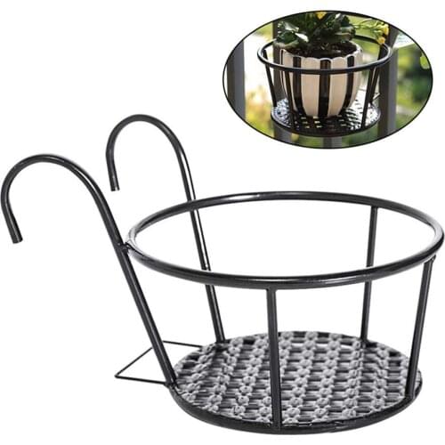 High-Quality and Durable Iron Hanging Flowerpot Portable Flower Pots Metal Garden Flowers Bucket
