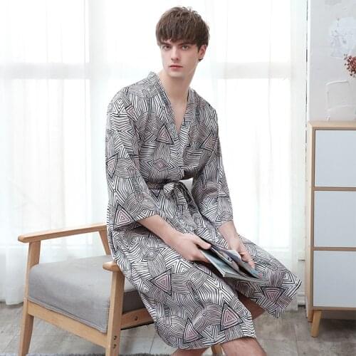 2021 New Men Kimono Gown Satin Nightwear Sleepwear Lovers Bathrobe Nightdress Nightgown Casual Intimate Lingerie Home Clothes
