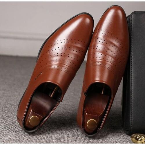 Men Dress Shoes Slip On Fashion Men Italian Leather Moccasin Glitter Formal Shoes Pointed Toe Shoes For Men
