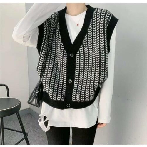 2021 New Spring Autumn Women Sweater V-Neck Sleeveless Single Breasted Vintage Vest Checkered Waistcoat Top SWV Z227