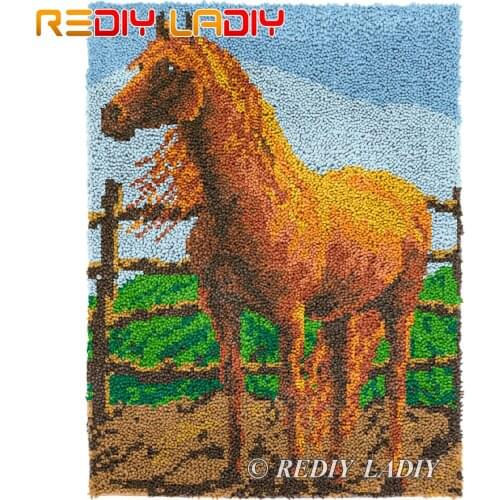 Latch Hook Kits DIY Carpet Rug Brown Horse Plush Wall Tapestry Kits Crochet Floor Mat Chunky Yarn Cushion Hobby & Crafts 61*81cm