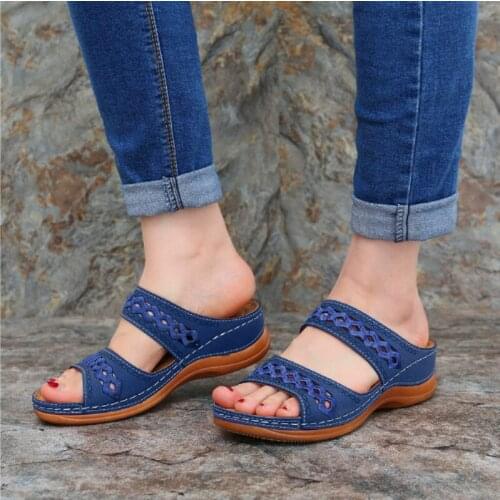 2020 Summer Wedges Beach Slippers For Women Outdoor Comfortable Sandals Ladies Hollow Out Embroidery Sandals Plus Size 44