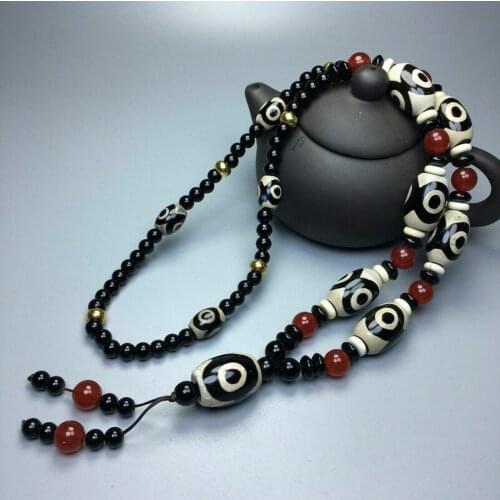 Natural Black White Womens Jade Pendant Hand Carved Jadeite Necklace for Women Men Fashion Accessories with Chain Jewelry