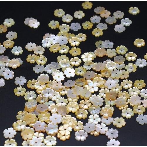 Fine Flower Shape Shell Beads Accessories Yellow Small Shell Loose Beads for Making DIY Jewerly Necklace Accessories Size 8-12mm