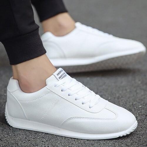 Fashion chinese leather sneakers men white casual shoes unisex sneakers 2020 hot sale school shoes man tenis