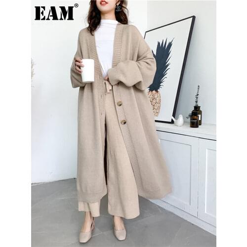 [EAM] Gray Big Size Long Knitting Cardigan Sweater Loose Fit V-Neck Long Sleeve Women New Fashion Tide Autumn Winter 2021 Y204