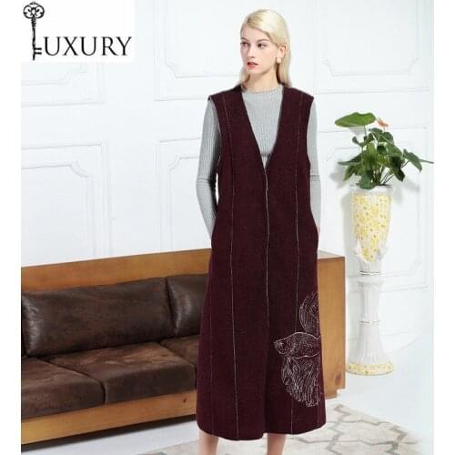 Winter New Top Quality Long Vest Jackets Women V-Neck Covered Button Golden Fish Embroidery Sleeveless Jacket Outwear Femme