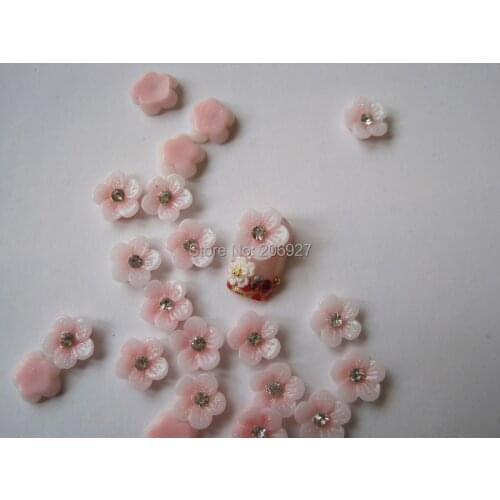 RF10-2 30pcs Cute Pink Flower with Rhinestone Shape Nail Resin Decoration Outlooking