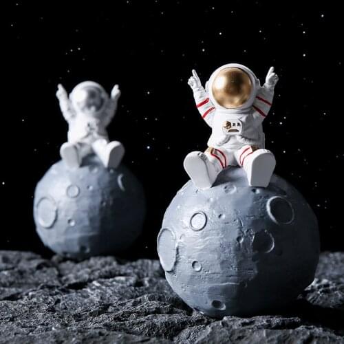 Astronaut Creative Coin Bank Box Piggy Bank Money Boxes Cans Nordic Resin Ornaments Desktop Decoration Kid Boyfriend Mans Gift