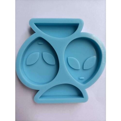 Handmade DIY Alien Silicone Mold Resin Keychain Mold Cake Decoration Accessories Fondant Cake Mold Chocolate Mold