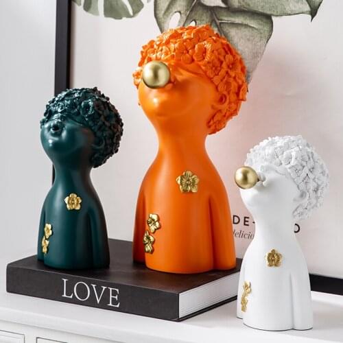 Nordic Style Light Luxury Ornaments Simple Modern Figures Bar Home Decoration Art Figurine Decorations for Home