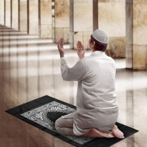 100 60 cm x 60 cm Red Pocket Portable Mat Kneeling Prayer Mat for Muslim Compass Islam Waterproof Prayer Mat carpet PLLP A