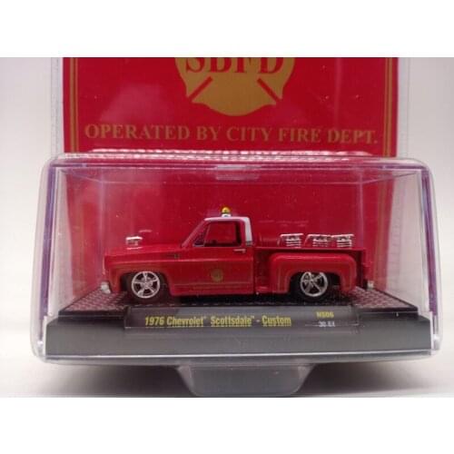 M2 1:64 1976 CHEVROLET CUSTOM PICKUP SILVER WHEEL Alloy model car Metal toys for childen kids diecast gift