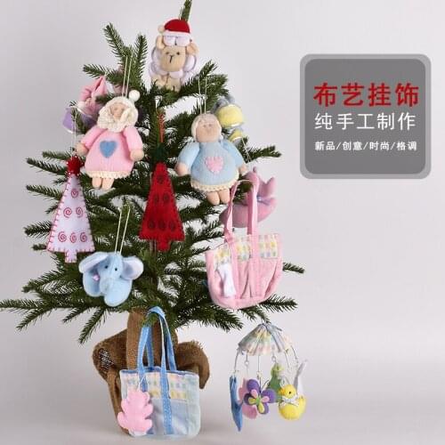 Christmas decoration supplies, cloth art, shoes, puppets, handbags, ornaments, Christmas tree, window scene layout