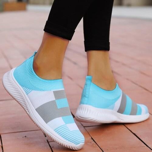 2021 New Women Casual Shoe Breathable Womens Sneakers Fashion Platform Vulcanized Shoes Women Stretchy Fabric Sneakers Ladies