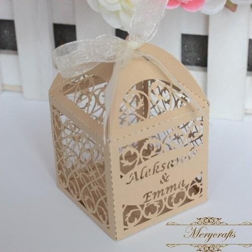 Hot sale wonderful fancy design classical filigree carved pattern wedding decorations laser cut favor box with free ribbons