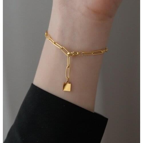 Ins Cool Fashion Design Square Brand Thick Chain Titanium Steel Bracelet Womens Jewelry Tide Temperament Fashion Personality