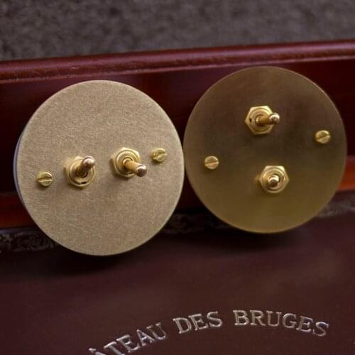 Brass Wall Switch 1-2 Gang 2 Way Wall Light Retro Toggle Switch Stainless Steel Round Panel Wallpad Switch 10A 220V