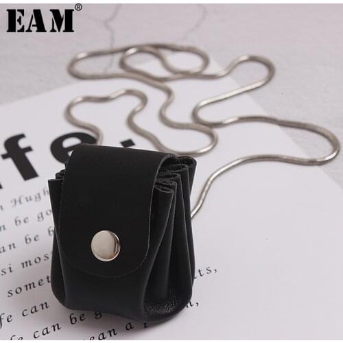 [EAM] Women Black Mini-bag Split Chain Long Necklace New Temperament Fashion Tide All-match Spring Autumn 2021 19A-a498