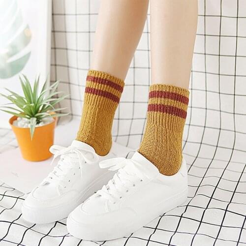 Fashion Funny Cute Cotton Loose Striped Crew Socks Women Colorful Harajuku Designer Retro Socks New Year Christmas Gifts 2021