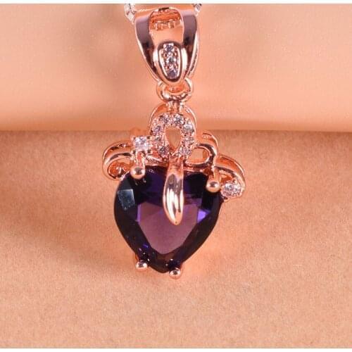 Korean Fashion Heart Shaped Zircon Pendant Necklace for Women Sweet and Romantic Neck Chain Gift Metal Accessories Jewelry Gift