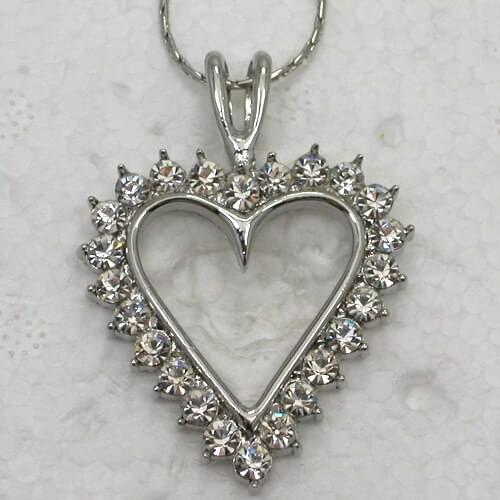 Clear Rhinestone Heart Fashion Pendant Necklaces Chain Jewelry F039 A