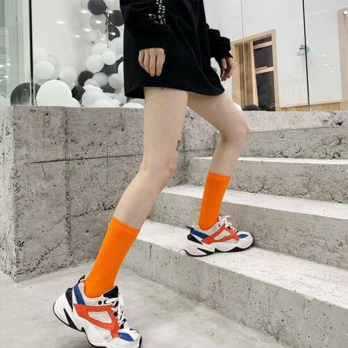 New Simple Spring Cotton Woman Man Solid Candy Color Exquisite Colorful Street Fashion INS Skateboard Sport Vivi Crew Socks