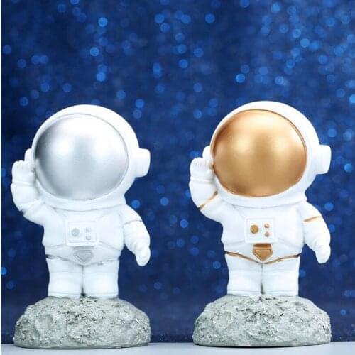 Creative Astronaut Spaceman Model Figure Kids Toys Dream Doll Shaking Head Decorations Car Decoration Childrens Gifts
