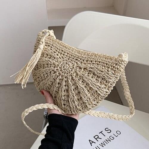 Lady Summer Retro Semicircle Straw Woven Beach Crossbdoy Bag Tassel Messenger Handbags Women Handmade Single Shoulder Bags