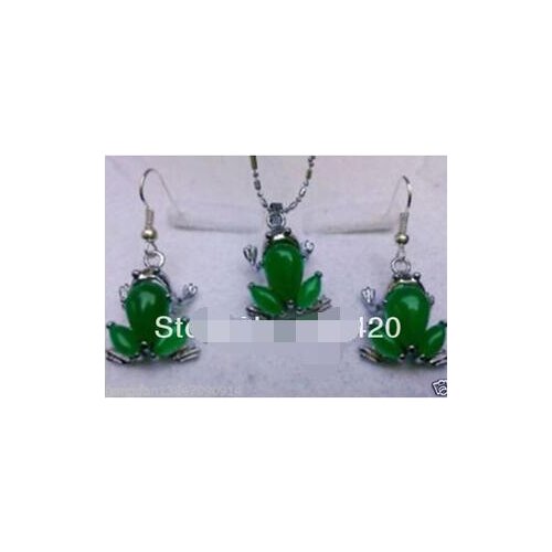 FREE SHIPPING Beautiful green jade pendant necklace handmade jewelry earrings frog