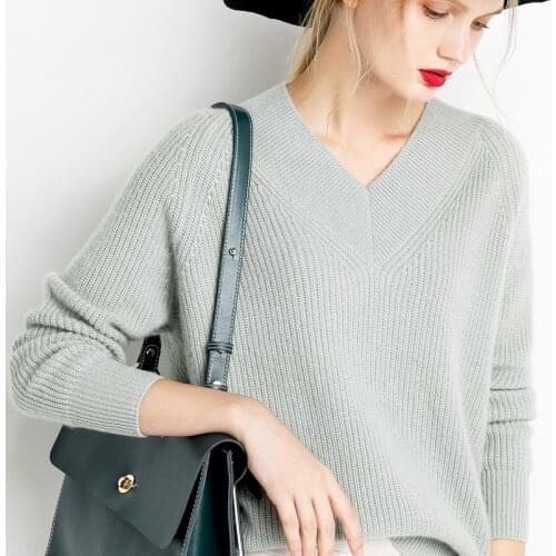 2019 New Cashmere Wool Sweater Fashion Women Spring Winter V-neck Sweater Short Bottoming Knitting Cultivating Pullover