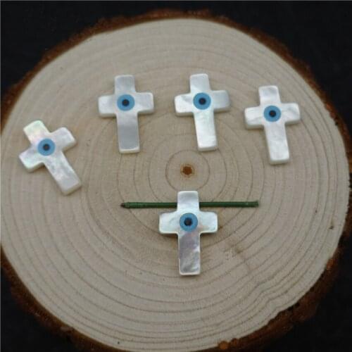 10pcs / lot 11*16mm Natural cross-shaped evil eye beads loose mother of pearl shell for jewelry making Diy pendant of necklace